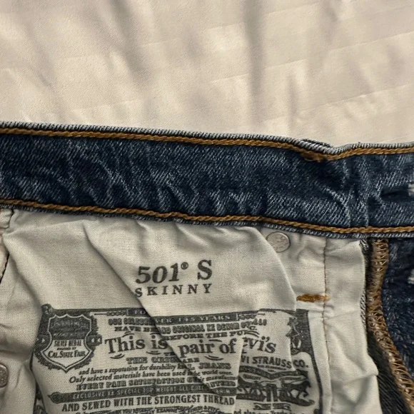 501 Levis Classic Blue Denim Jeans - Picture 4 of 6